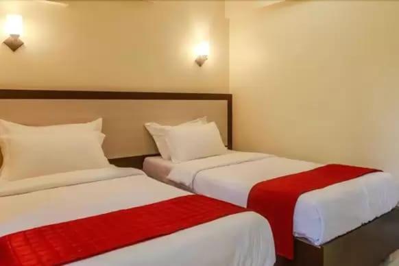 Hotel Aishwarya Residency Нави Мумбаи Экстерьер фото