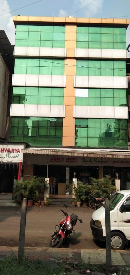 Hotel Aishwarya Residency Нави Мумбаи Экстерьер фото