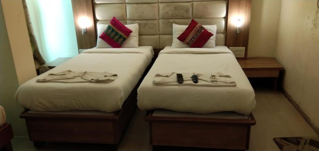 Hotel Aishwarya Residency Нави Мумбаи Экстерьер фото