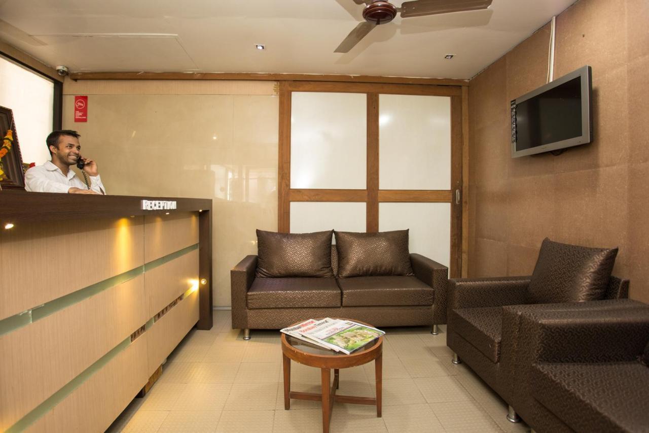 Hotel Aishwarya Residency Нави Мумбаи Экстерьер фото